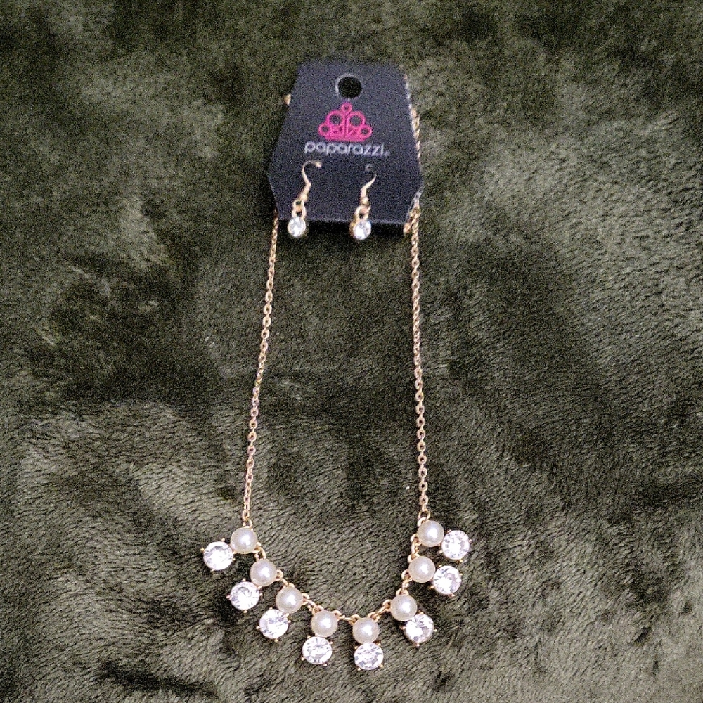 Paparazzi Gold and White Necklace with Classic Elegance